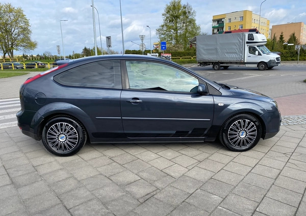 Ford Focus cena 10999 przebieg: 244000, rok produkcji 2005 z Golina małe 232
